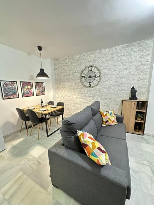 Moderno Apartamento Junto Al Mar- Apartamentos Don Diego Торремолинос Экстерьер фото